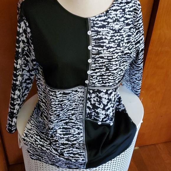 Womens tunic - Picture 2 of 4
